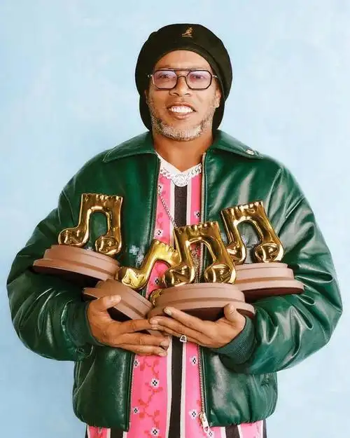 色的团队协 色的团队协