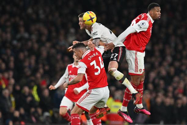 適的轉會操 適的轉會操